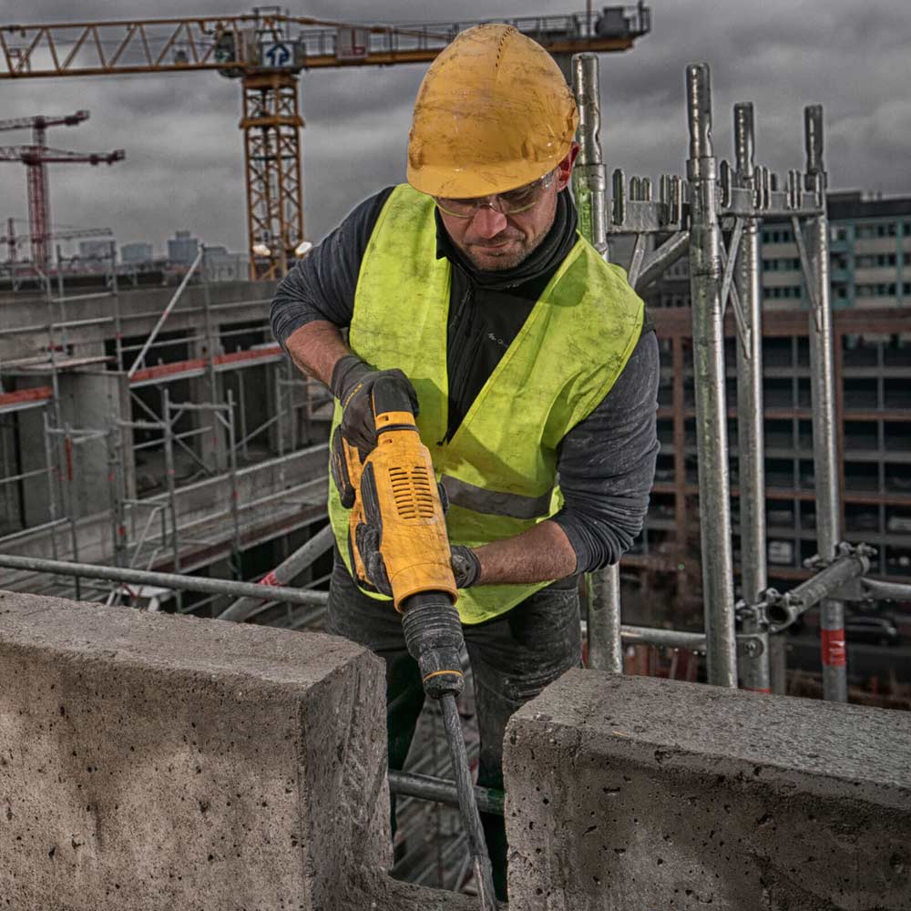 Dewalt, 54V SDS Max Hammer with 2 3ah batteries & Charger in a - Image 4